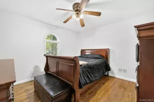 24 Bauer Ave, Manorville, NY 11949 - Photo 19