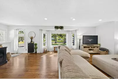 24 Bauer Avenue, Manorville, NY 11949 - Photo 7