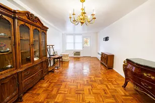 67-50 Thornton Pl, Forest Hills, NY 11375 - Photo 3