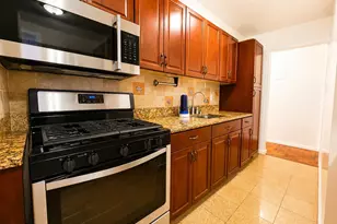 67-50 Thornton Pl, Forest Hills, NY 11375 - Photo 9