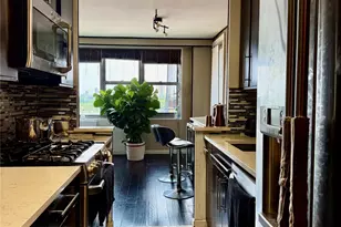 61-20 Grand Central Pkwy, Forest Hills, NY 11375 - Photo 5