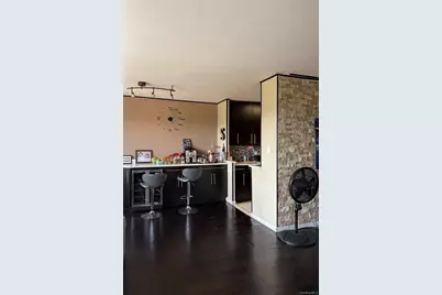 61-20 Grand Central Parkway #B 1103, Forest Hills, NY 11375 - Photo 11
