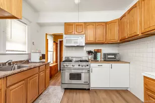 173 Cleveland Ave, Mineola, NY 11501 - Photo 5