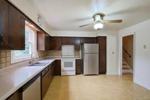 18 Hillside Rd, Slate Hill, NY 10973 - Photo 9