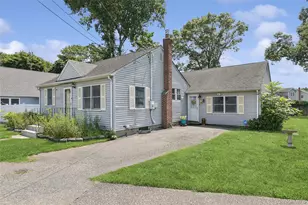 8 Beecher Ave, East Islip, NY 11730 - Photo 25