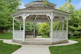 228 Sonata Ct, Eastport, NY 11941 - Photo 29