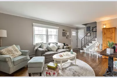 34 Norbury Road, Hampton Bays, NY 11946 - Photo 3