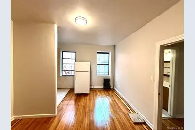 70-35 Broadway #C19, Jackson Heights, NY 11372 - Photo 5