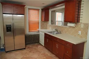 4457 Mundy Ln, Bronx, NY 10466 - Photo 1