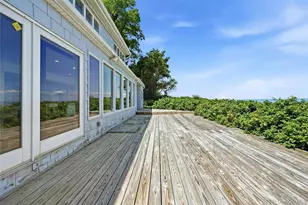 91 Fresh Pond Rd, Northport, NY 11768 - Photo 17