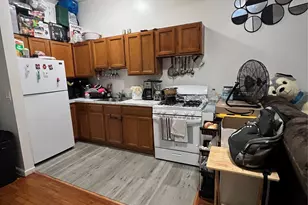 877 Elsmere Pl, Bronx, NY 10460 - Photo 9