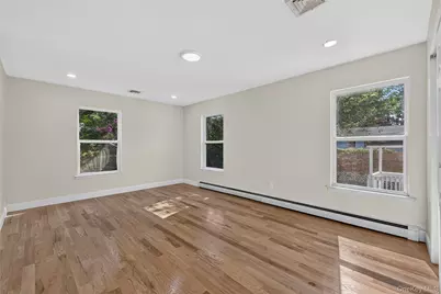 296 Westchester Avenue, West Babylon, NY 11704 - Photo 19