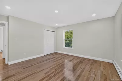 296 Westchester Avenue, West Babylon, NY 11704 - Photo 23