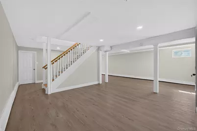 296 Westchester Avenue, West Babylon, NY 11704 - Photo 37