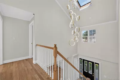296 Westchester Avenue, West Babylon, NY 11704 - Photo 21