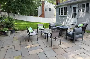 18 Kathy Ct, Northport, NY 11768 - Photo 25