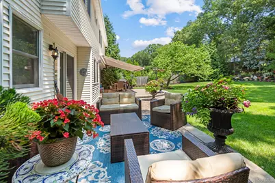 35 Pine Ridge Drive, Smithtown, NY 11787 - Photo 9