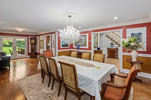 35 Pine Ridge Dr, Smithtown, NY 11787 - Photo 17