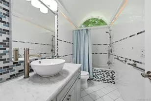 12 Valley Dr, Huntington, NY 11743 - Photo 21