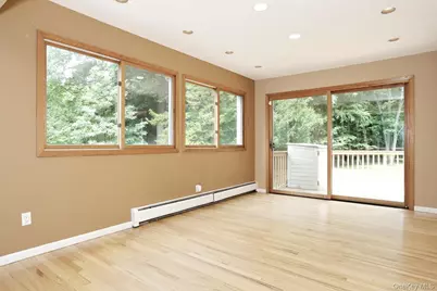 160 Pascack Road, Chestnut Ridge, NY 10965 - Photo 7