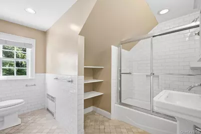451 Beechmont Drive, New Rochelle, NY 10804 - Photo 23