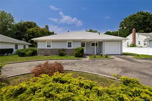 296 N Long Beach Rd, Rockville Centre, NY 11570 - Photo 17
