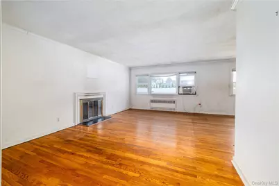 296 N Long Beach Road, Rockville Centre, NY 11570 - Photo 5