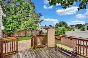 127 Queens Ave, West Babylon, NY 11704 - Photo 21