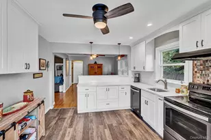 127 Queens Ave, West Babylon, NY 11704 - Photo 11