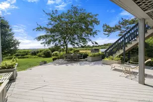 282 Belvedere Dr, Oakdale, NY 11769 - Photo 29