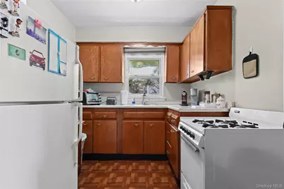 3214 Griswold Avenue, Bronx, NY 10465 - Photo 27