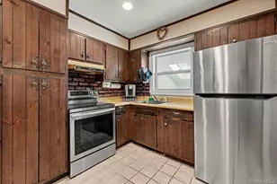 21 Clematis Rd, Brewster, NY 10509 - Photo 9