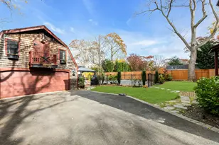 105 Academy St, Bayport, NY 11705 - Photo 31