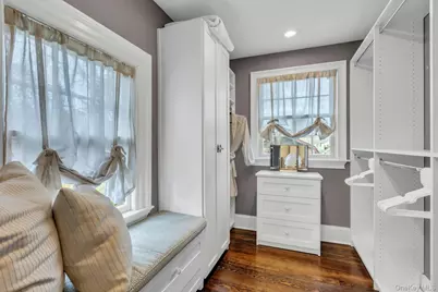 105 Academy Street, Bayport, NY 11705 - Photo 25