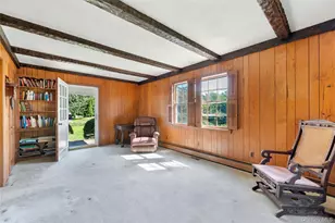 865 Peconic Bay Blvd, Laurel, NY 11948 - Photo 11