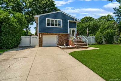12 Fannie Drive, Farmingville, NY 11738 - Photo 3