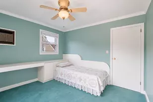 76-26 176th St, Fresh Meadows, NY 11366 - Photo 29