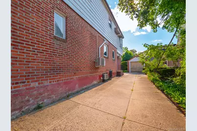 76-26 176th Street, Fresh Meadows, NY 11366 - Photo 41