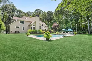 16 Barclay Dr, Sag Harbor, NY 11963 - Photo 7