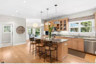 16 Barclay Drive, Sag Harbor, NY 11963 - Photo 11