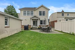 432 Argyle Rd, Mineola, NY 11501 - Photo 25