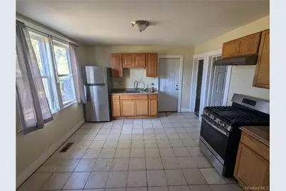 216 Smith Street #1, Poughkeepsie, NY 12601 - Photo 3
