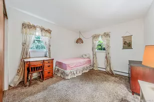 42 E Bartlett Rd, Middle Island, NY 11953 - Photo 27