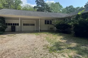 42 E Bartlett Rd, Middle Island, NY 11953 - Photo 3