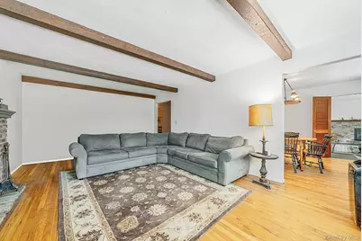42 E Bartlett Road, Middle Island, NY 11953 - Photo 21