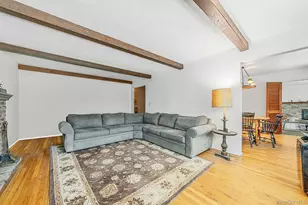 42 E Bartlett Rd, Middle Island, NY 11953 - Photo 21