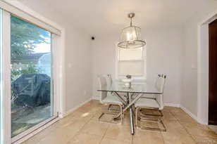6-34 Jarvis Ave, Far Rockaway, NY 11691 - Photo 11