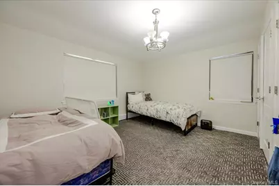 634 Jarvis Avenue, Far Rockaway, NY 11691 - Photo 19
