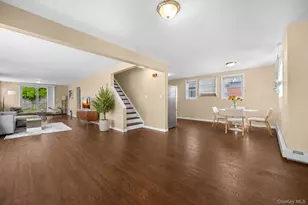 394 Warwick Rd, East Meadow, NY 11554 - Photo 3