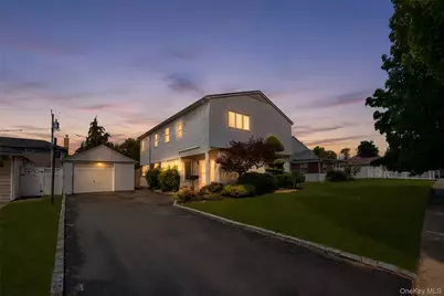 394 Warwick Road, East Meadow, NY 11554 - Photo 1